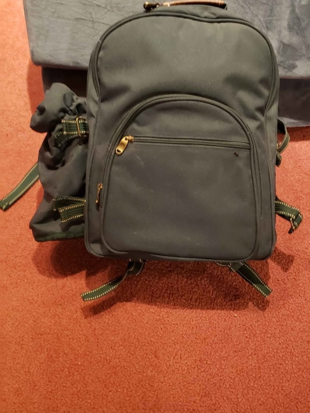 Dark Green Picnic At Ascot Backpack For 4 Place Setting